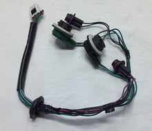 07 - 12 Sentra Socket & Wire Rear L or R Taillight Brake Plug 26551-ET00A A10