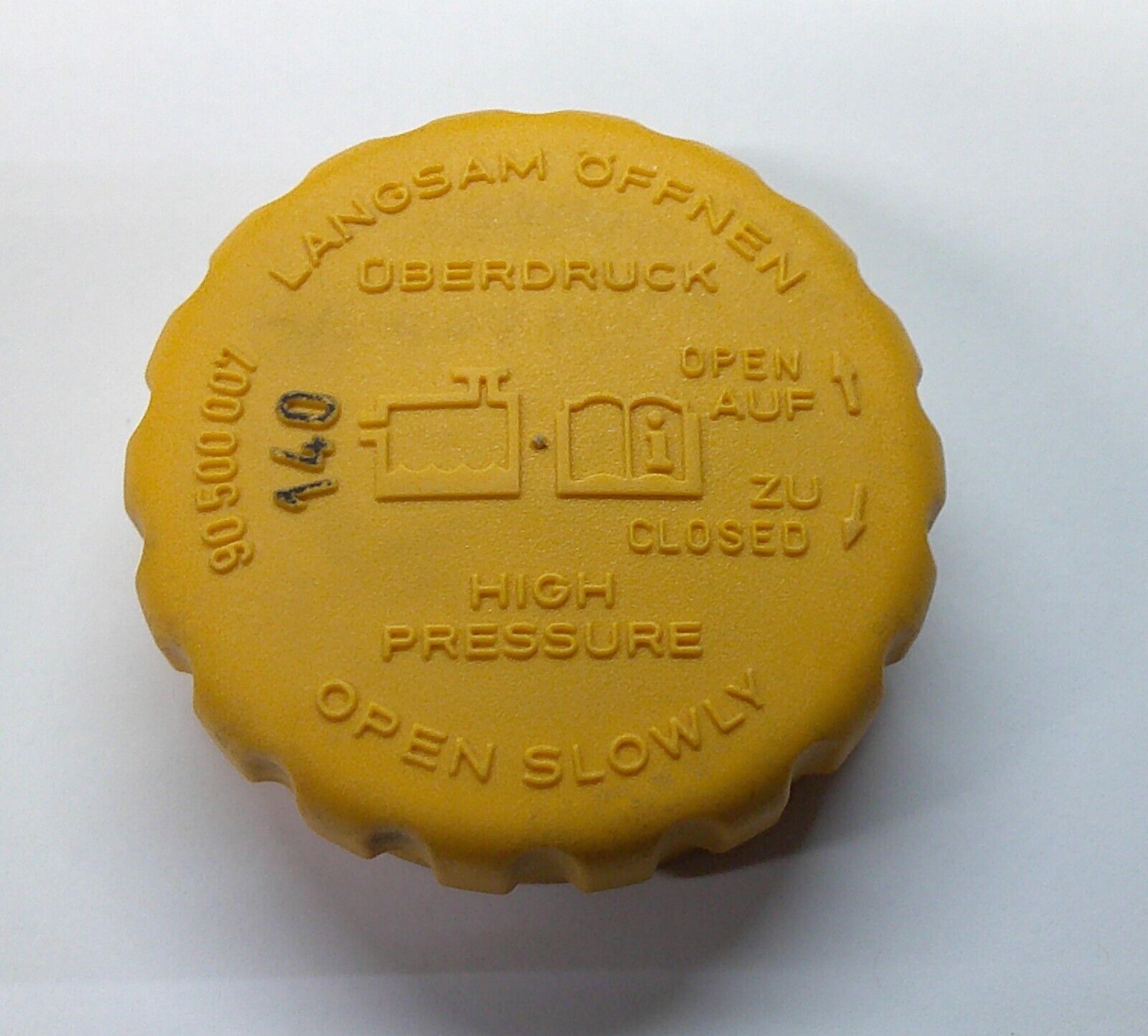 1999 - 2005 SAAB 9-5 COOLANT TANK CAP LID 4395513  4356770 90500007  A17 - RarePartsFinder.Com