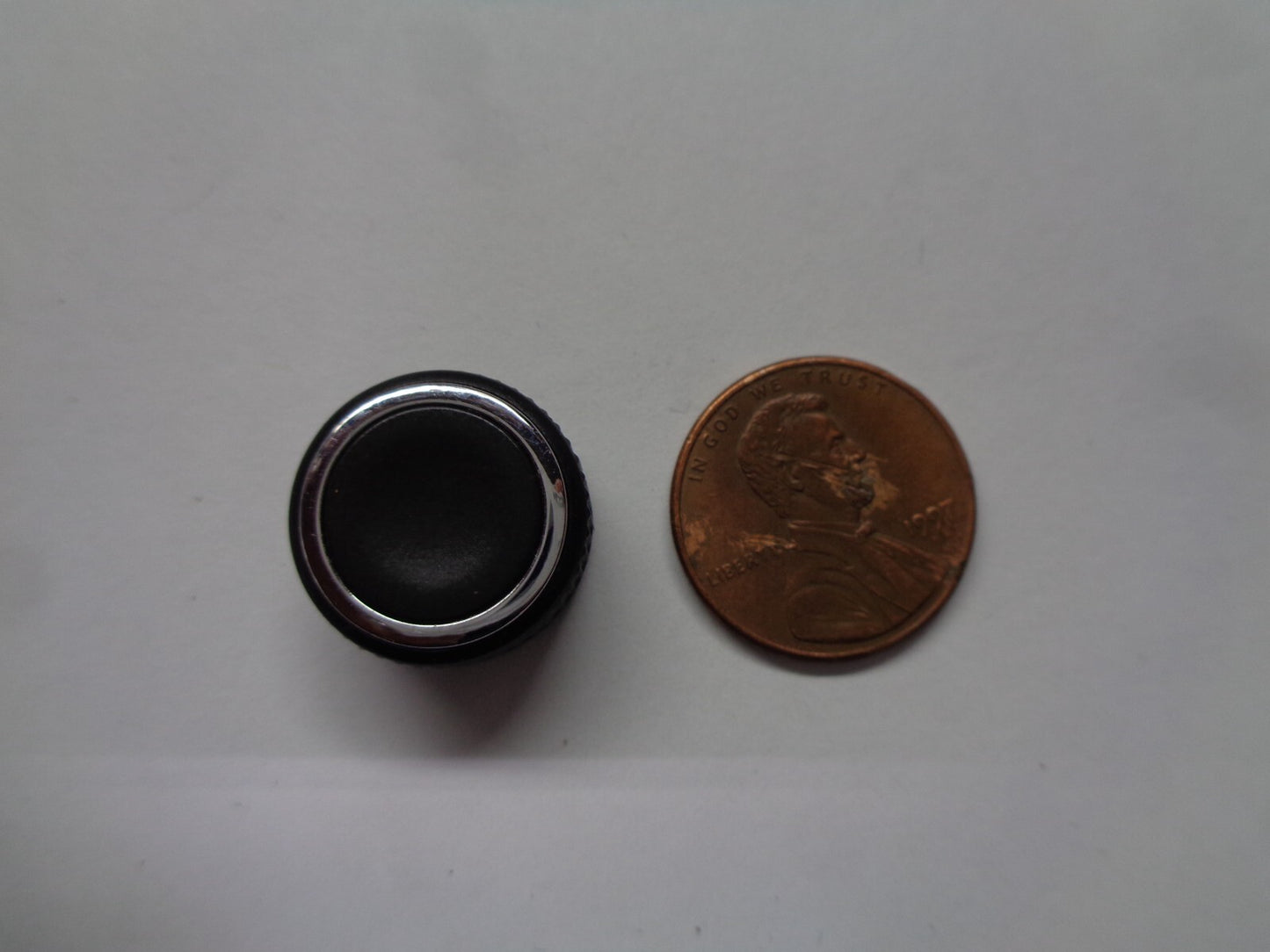 2007 SATURN  OUTLOOK  RADIO STEREO TUNER KNOB OEM FREE SHIPPING!