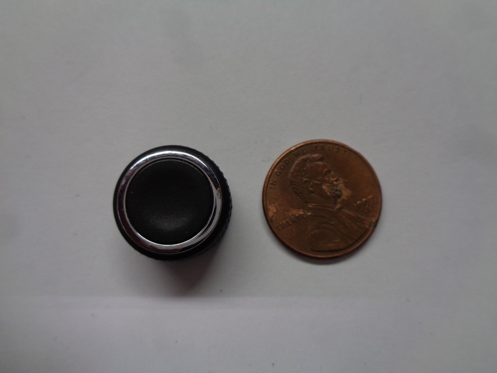 2007 SATURN  OUTLOOK  RADIO STEREO TUNER KNOB OEM FREE SHIPPING!