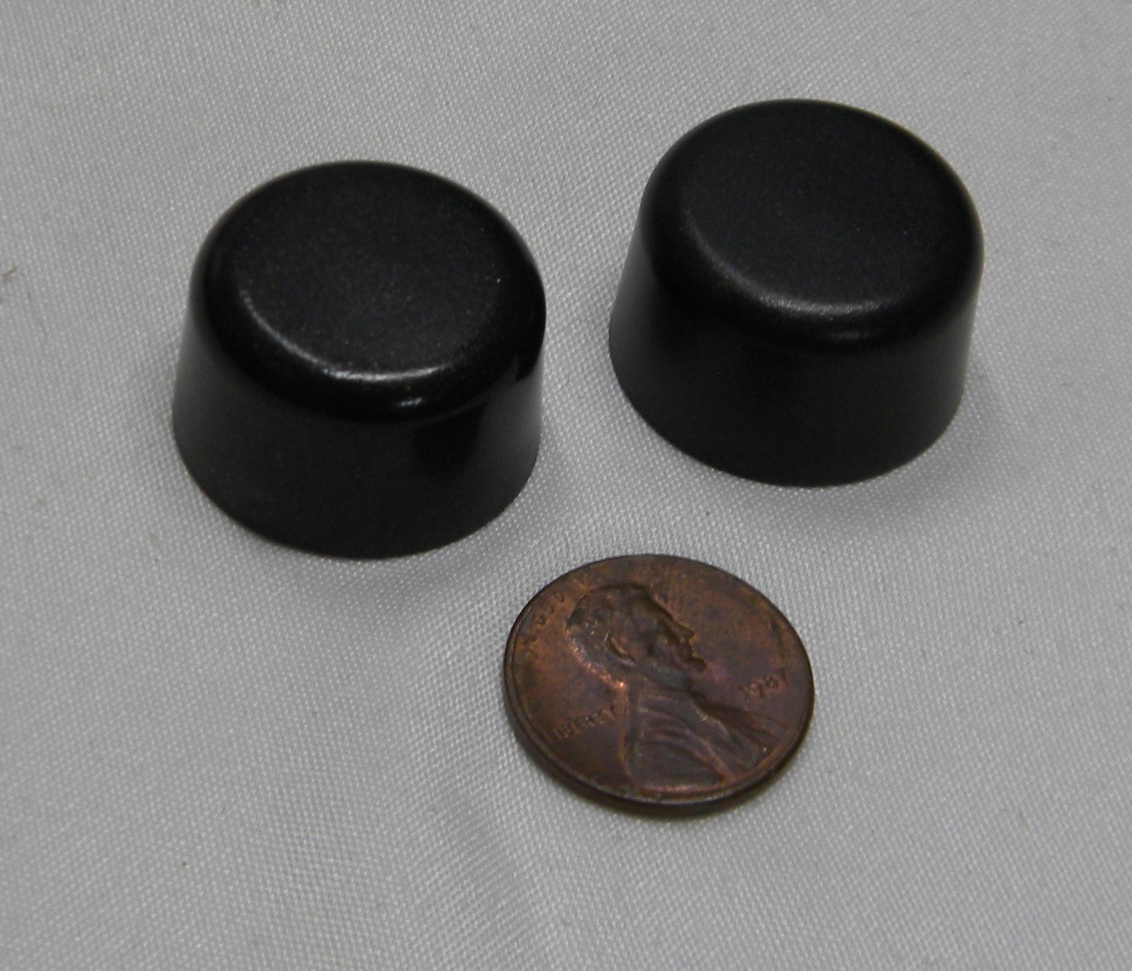 2002 - 2006 Toyota Camry Radio Stereo Control Knob Set 86128-AA020 OEM