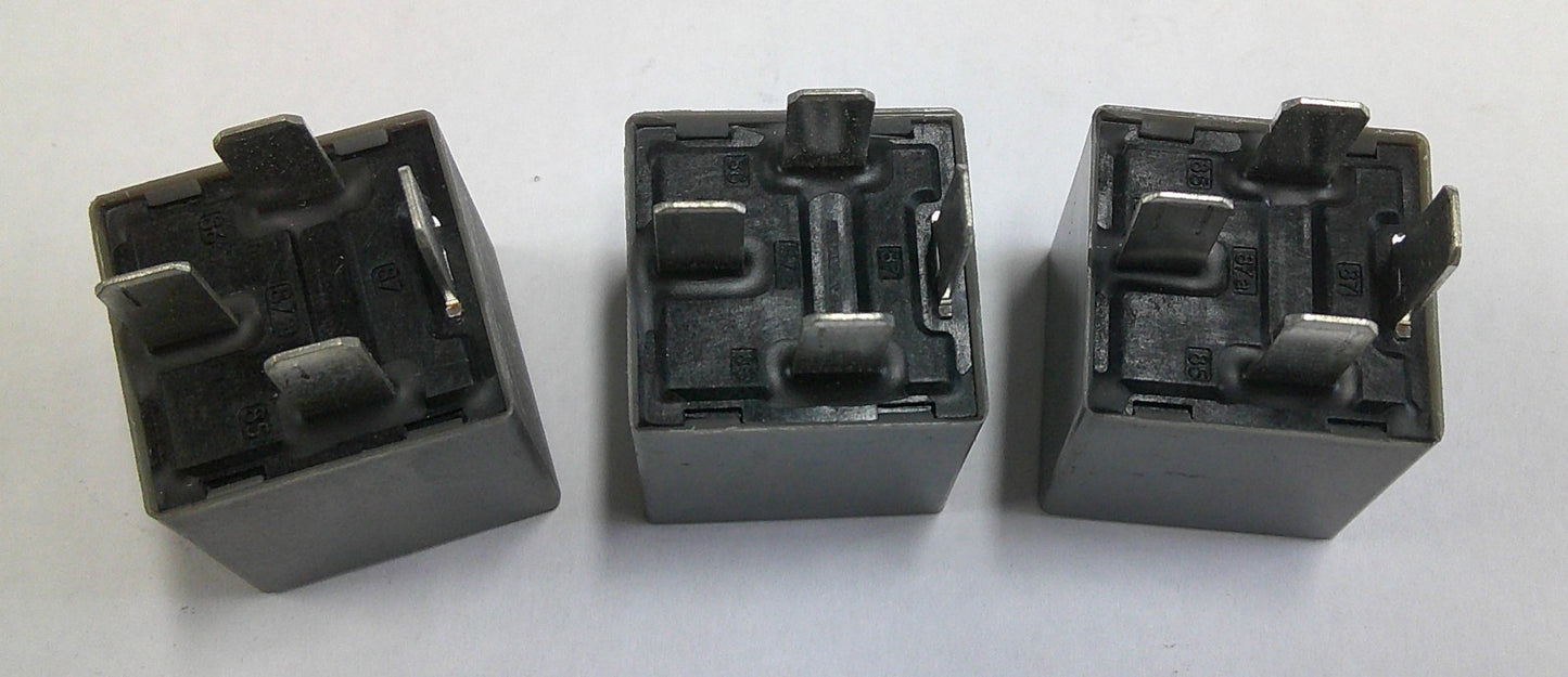 GM OEM 13306941  1191  3 PIECE RELAY SET  1 WARRANTY TESTED GM2