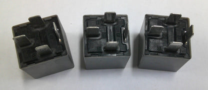 GM OEM 13306941  1191  3 PIECE RELAY SET  1 WARRANTY TESTED GM2