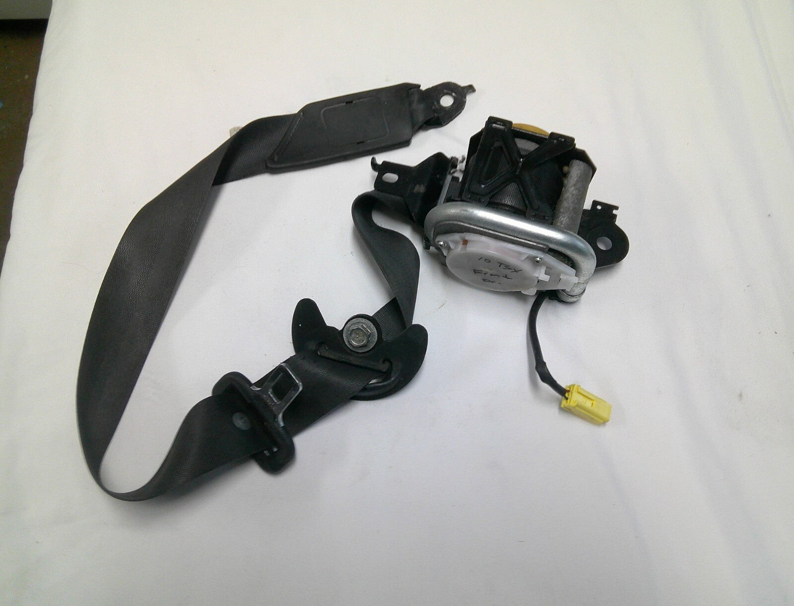 09 - 10 Acura TSX Sedan Front Left Driver Seat Belt Black OEM 04818-TL2-A00ZA