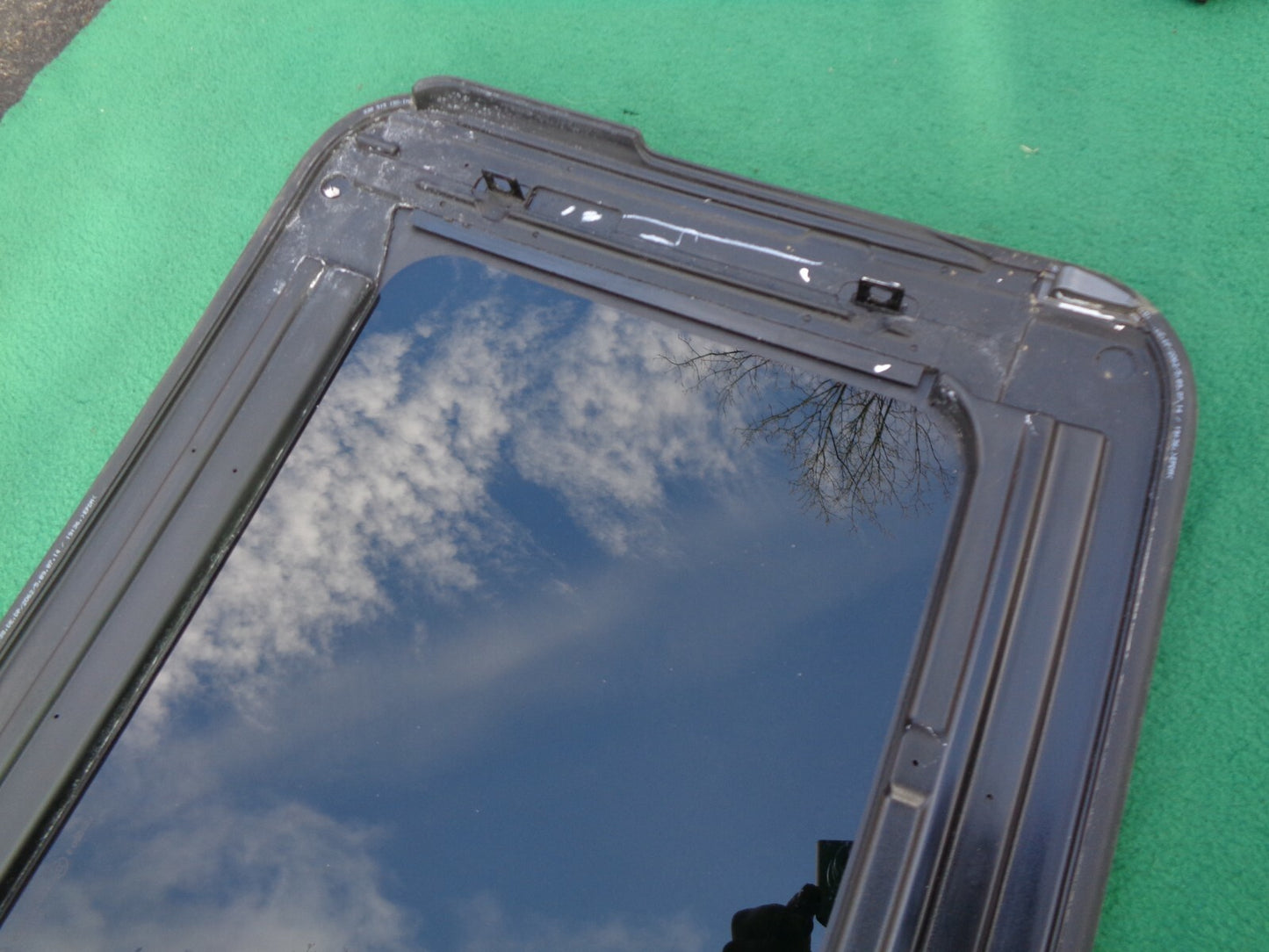 2013 CHEVY MALIBU YEAR SPECIFIC OEM FACTORY SUNROOF GLASS PANEL FREE SHIPPING!