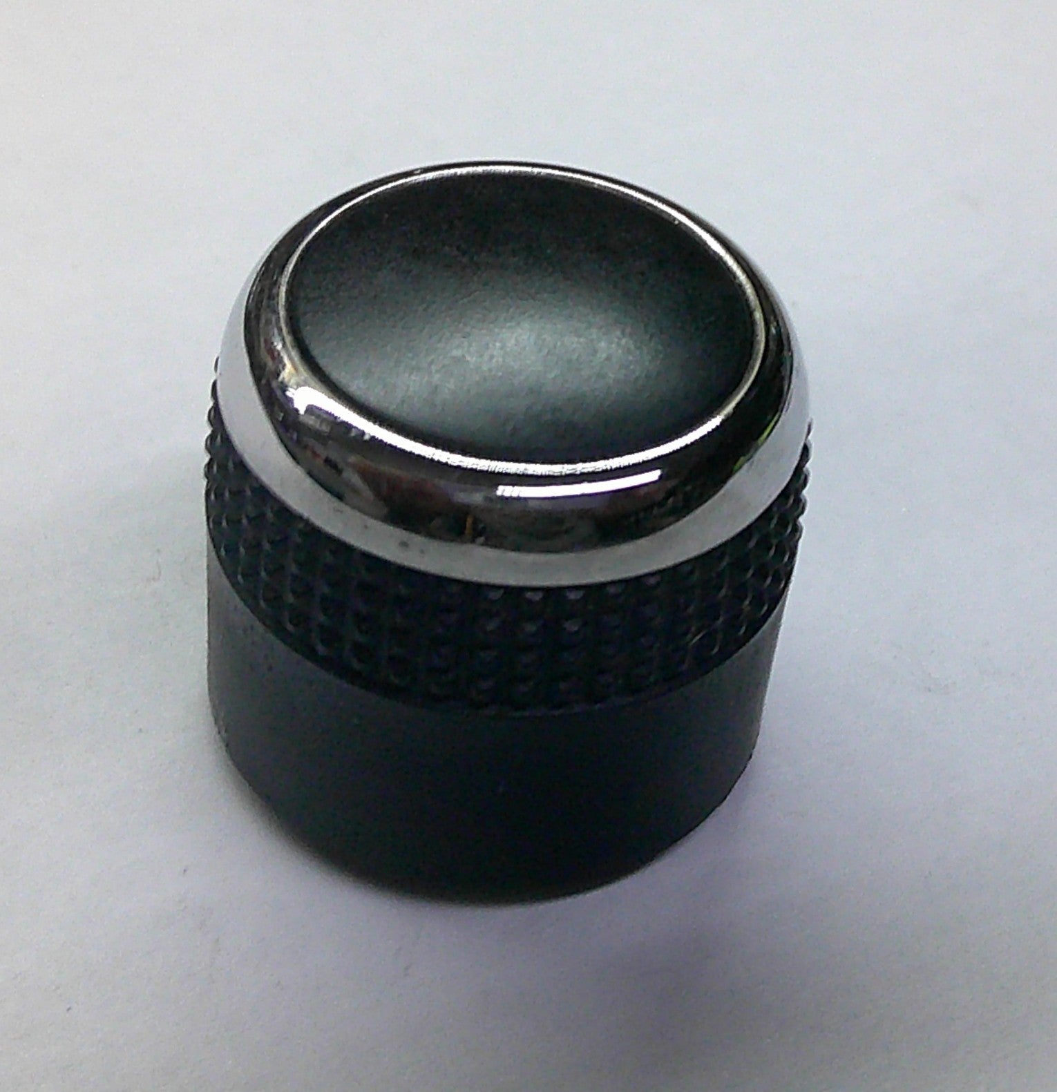 2011 KIA SORENTO STEREO VOLUME RADIO KNOB OEM FACTORY - RarePartsFinder.Com
