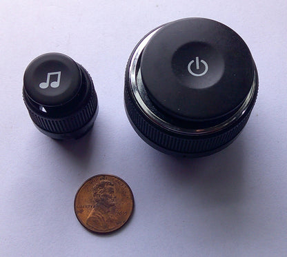 2010 - 2012 GMC ACADIA  RADIO STEREO CONTROL KNOB SET OEM