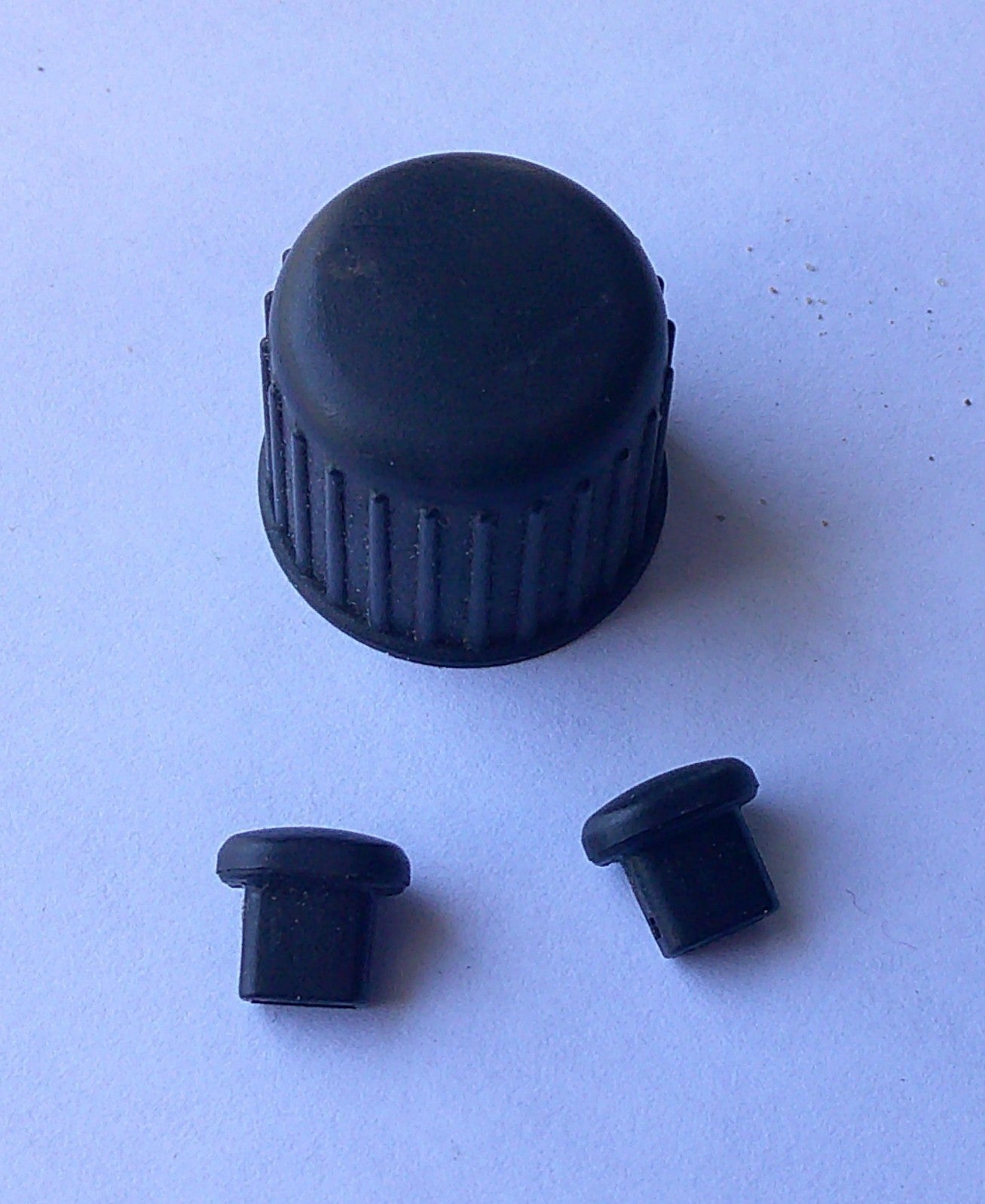 2004 DODGE DAKOTA RADIO STEREO TUNER SELECTOR KNOB OEM SET - RarePartsFinder.Com