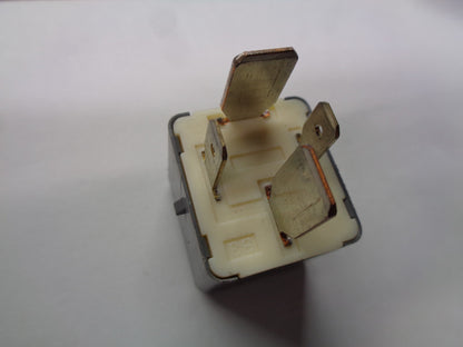 USA SELLER TOYOTA RELAY 90080-87024 1 YEAR WARRANTY OEM T3