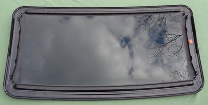 2007 - 2010 TOYOTA TUNDRA OEM  FACTORY SUNROOF GLASS FREE SHIPPING!