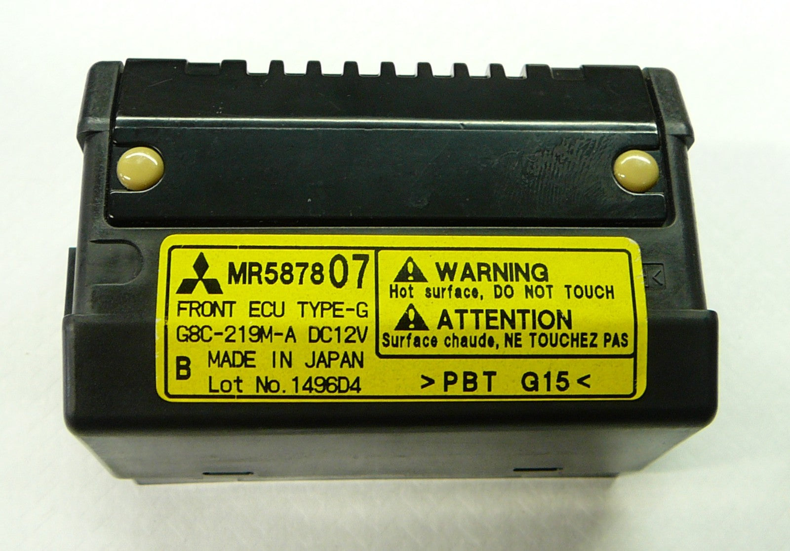 MITSUBISHI FRONT ECU RELAY UNIT MR587807 OEM TESTED