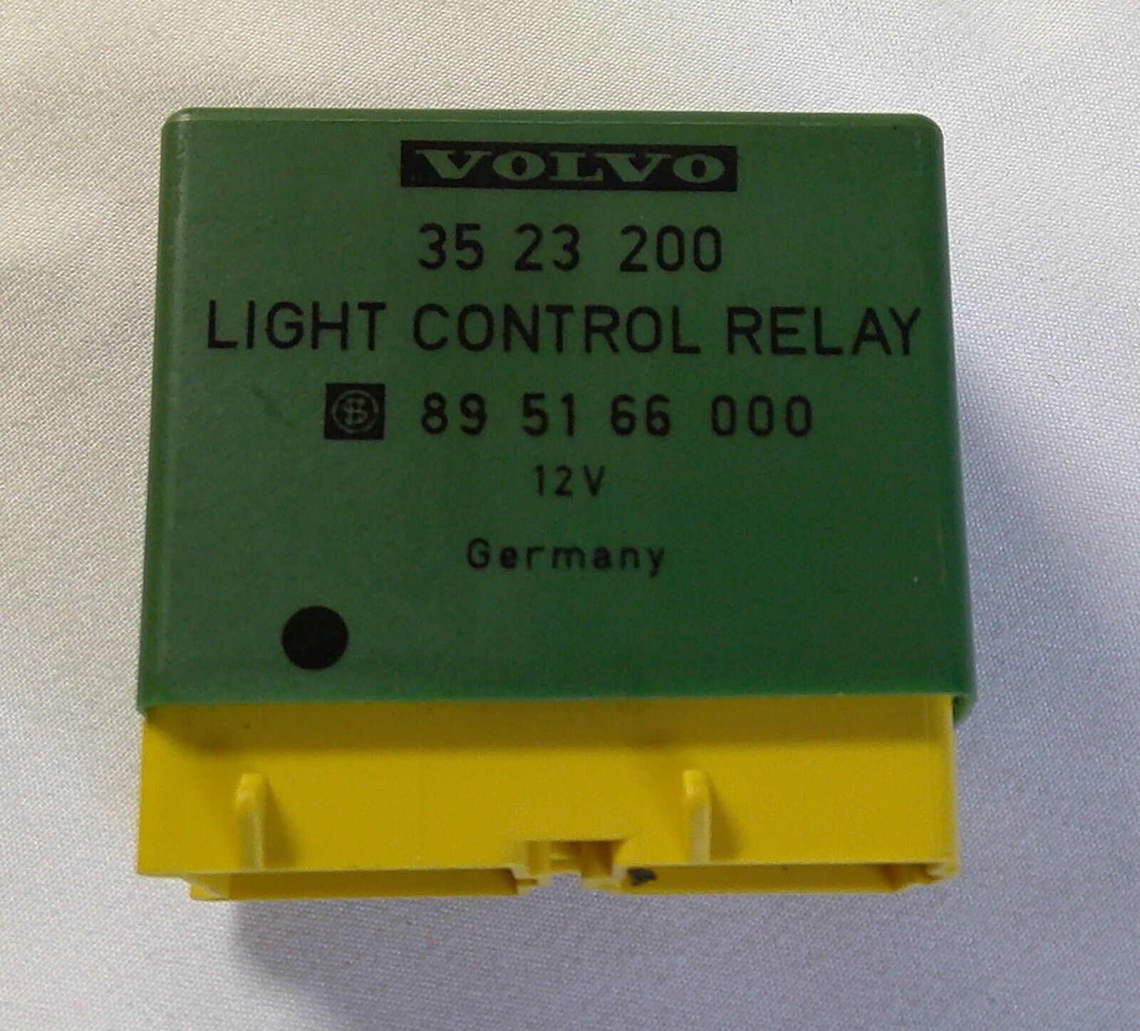VOLVO LIGHT CONTROL RELAY 3523200 TESTED 1 YEAR WARRANTY FREE SHIPPING! M4 - RarePartsFinder.Com