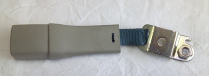 2010-2015 TOYOTA PRIUS BACK SEAT 2ND ROW BELT BUCKLE FREE SHIPPING B4