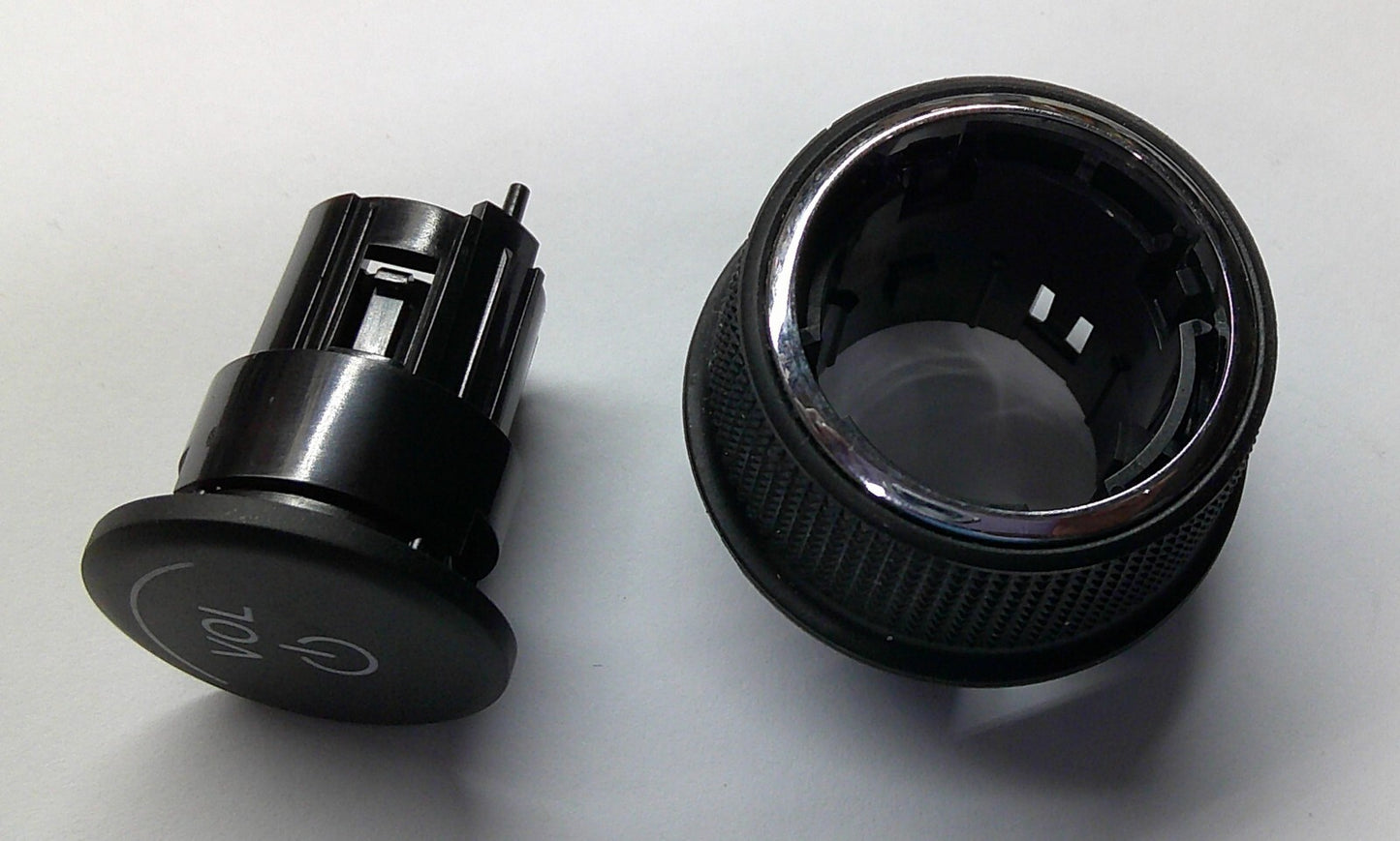 2013 - 2015 DODGE DART STEREO TUNER RADIO VOLUME KNOB OEM FACTORY - RarePartsFinder.Com