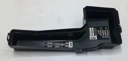 2001 - 2004 Toyota Avalon Engine Compartment Fuse Relay Cover OEM R2
