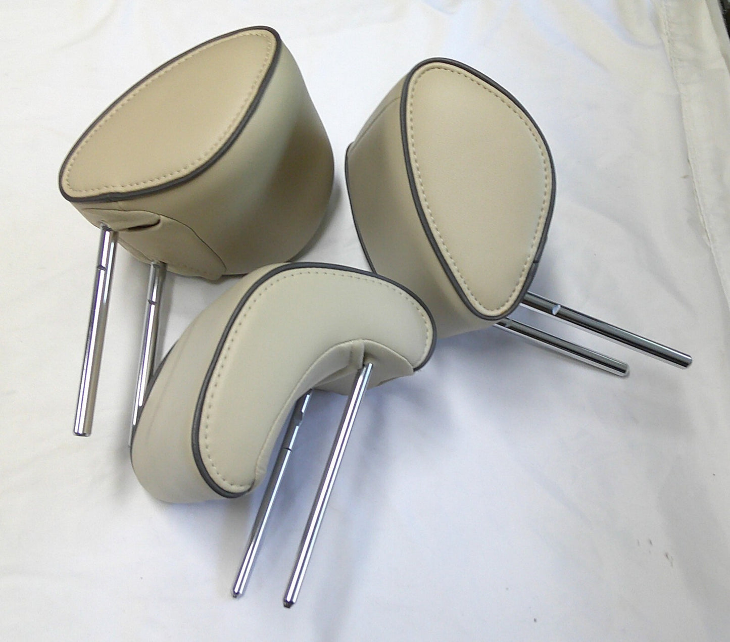 2011 LINCOLN MKZ REAR HEADREST HEAD REST SET LEATHER OEM FREE SHIPPING