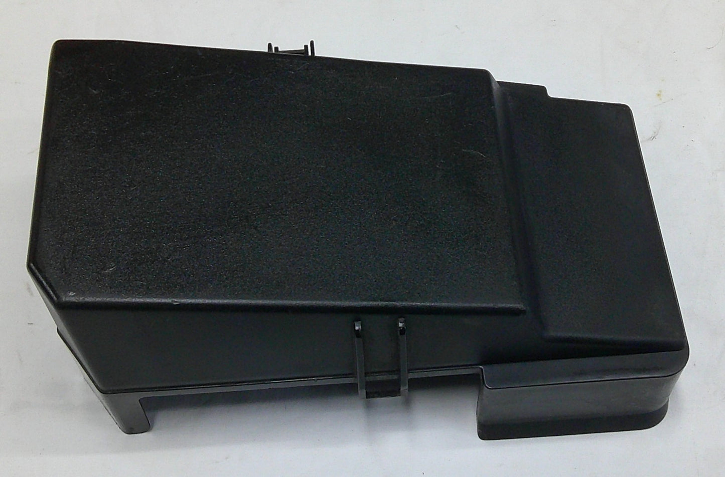 2003 - 2008 Mazda 6 OEM Relay Fuse Engine Compartment Cover GK2A-66-762 R3