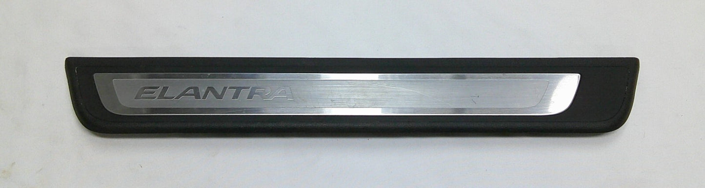 2014 2015 HYUNDAI ELANTRA OEM PASSENGER DOOR SILL COVER TRIM FREE SHIPPING B2