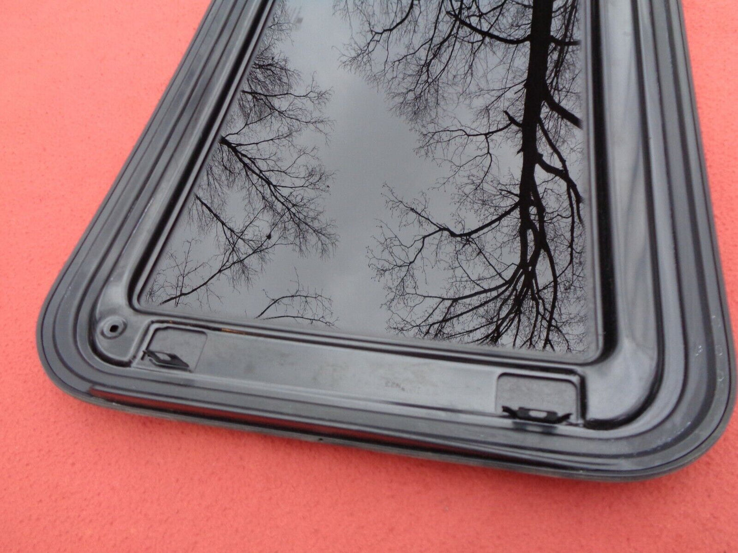 2005 YEAR SPECIFIC INFINITI FX45 OEM FACTORY SUNROOF GLASS FREE SHIPPING! - RarePartsFinder.Com