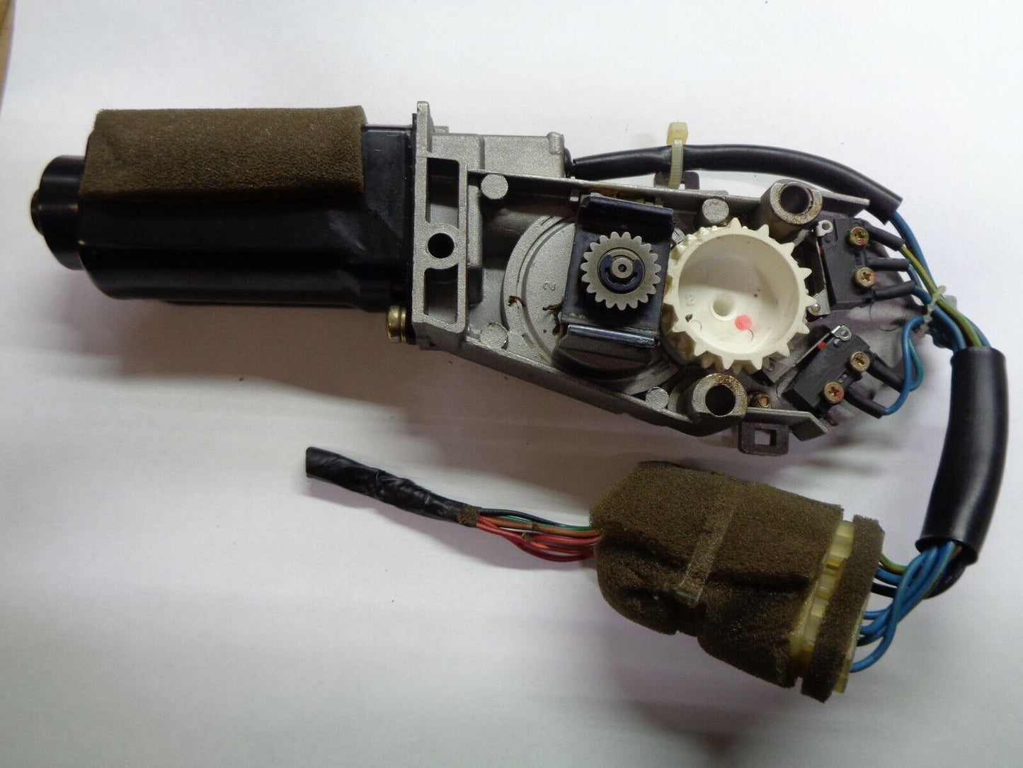 2001 - 2005 KIA SEDONA SUNROOF MOTOR ACTUATOR TESTED FREE SHIPPING! SM6