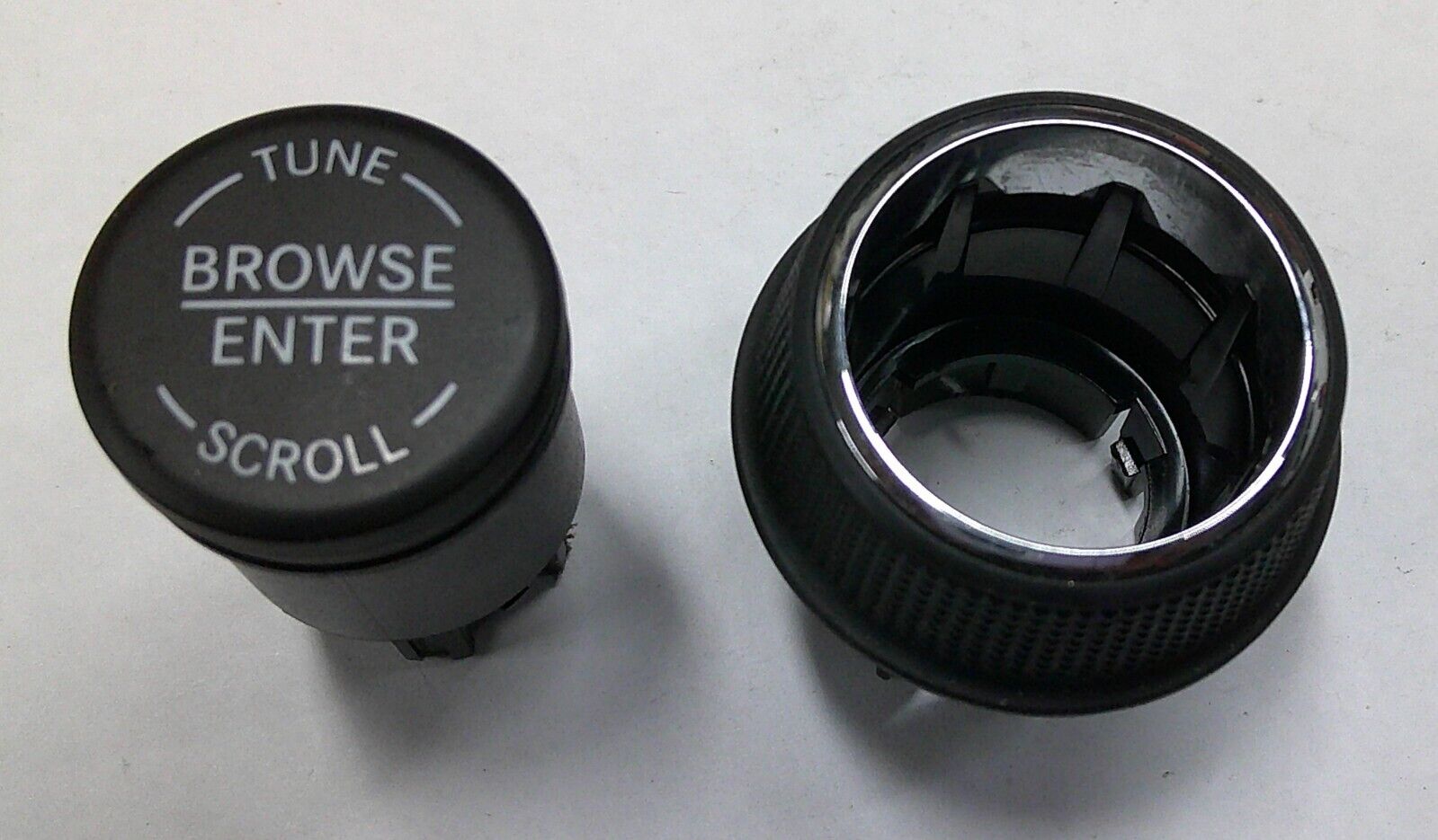 2015 - 2018 DODGE JOURNEY  RADIO STEREO TUNER KNOB SET  OEM FREE SHIPPING! - RarePartsFinder.Com