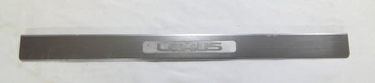 06 - 11 LEXUS GS300 OEM PASSENGER FRONT DOOR SILL COVER TRIM FREE SHIPPING B2 - RarePartsFinder.Com