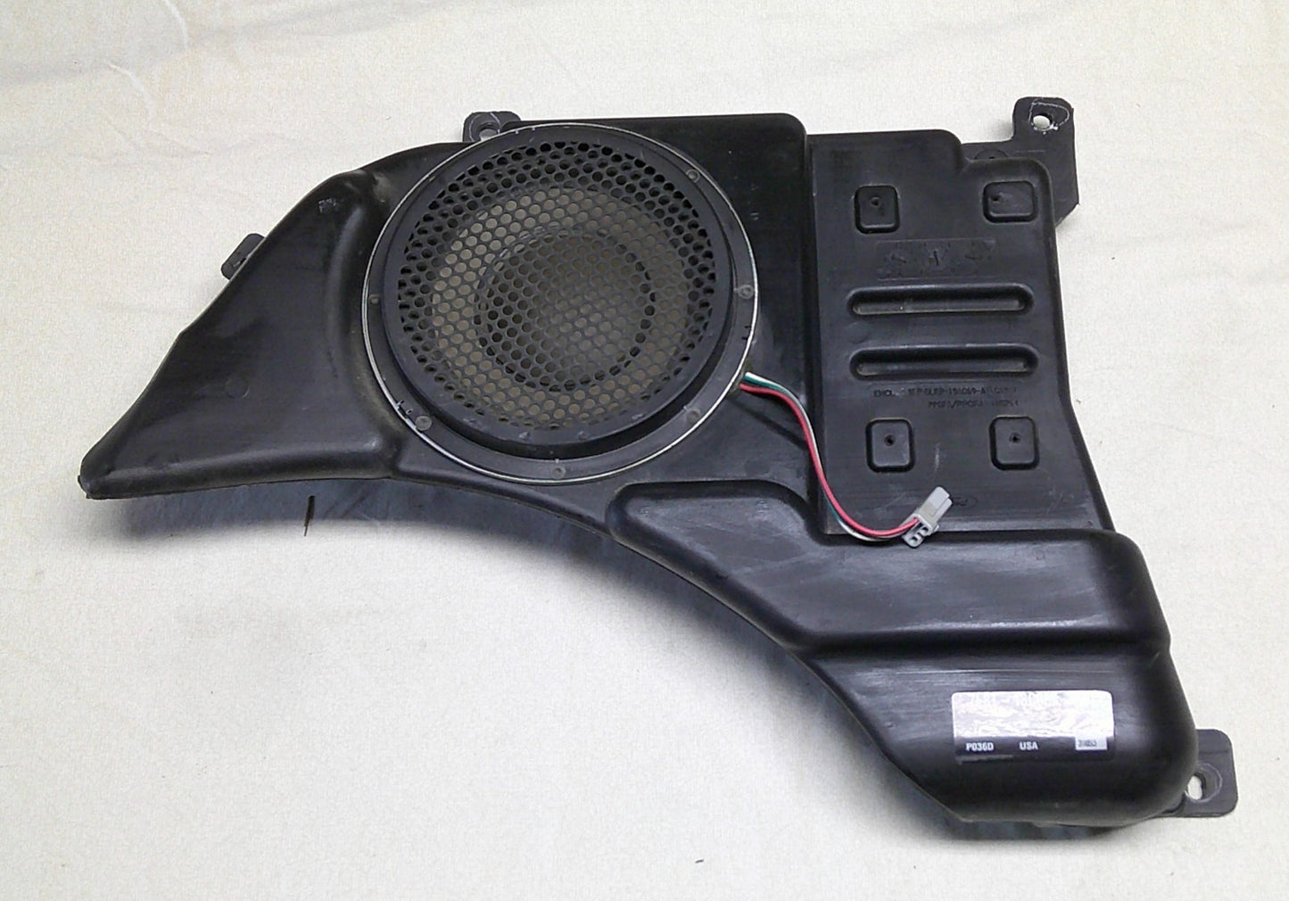 06 - 12 FORD ESCAPE SUBWOOFER WOOFER SPEAKER OEM 9L8Z-18C804-A   7L8T-18C804-AA