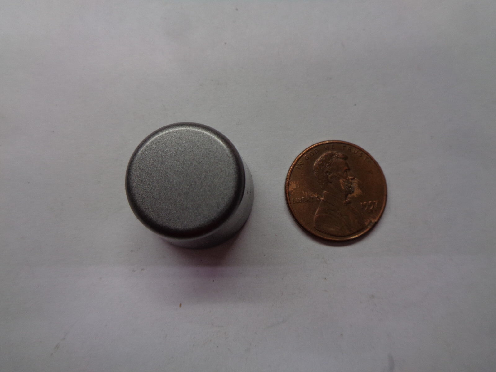 2005 SUBARU FORESTER SILVER RADIO STEREO TUNER CONTROL KNOB OEM FREE SHIPPING - RarePartsFinder.Com