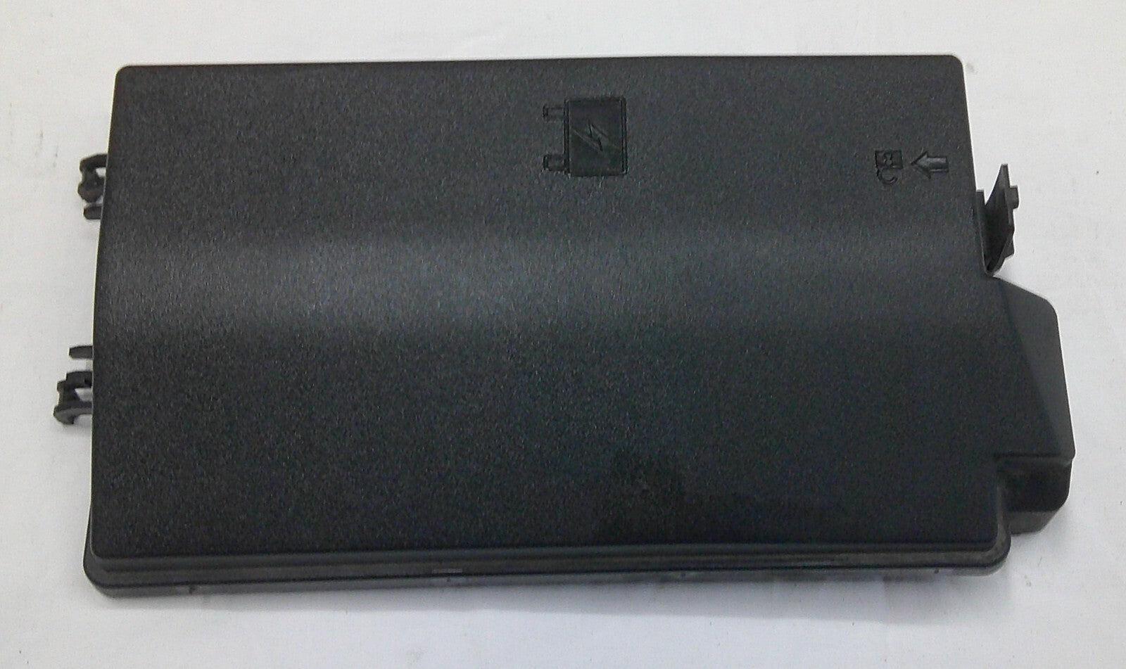 2014 2015 CHEVY CAMARO ENGINE COMPARTMENT FUSE RELAY COVER LID 22911572 B9