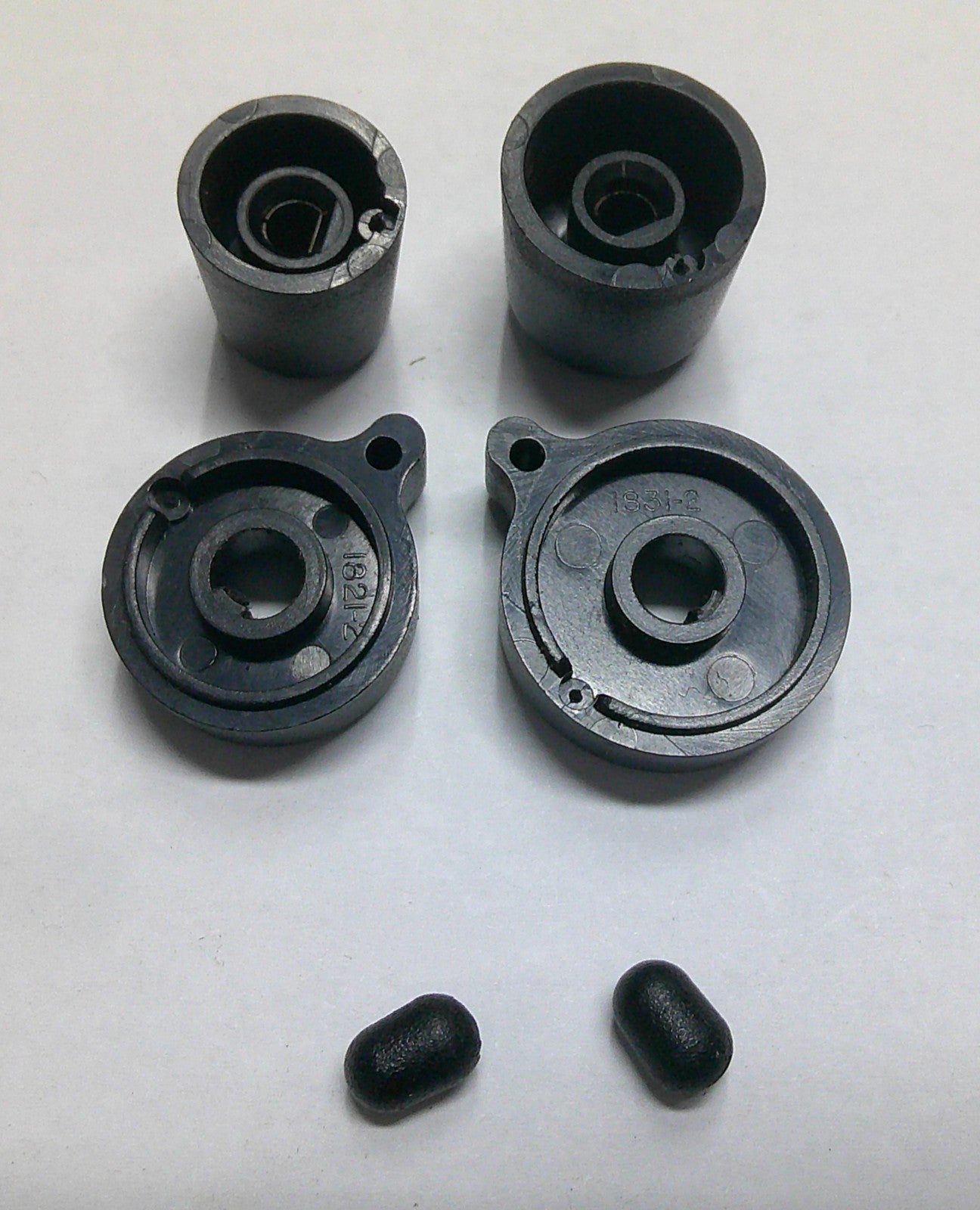 1995 CHEVY CAPRICE STEREO TUNER RADIO KNOB SET OEM FACTORY - RarePartsFinder.Com