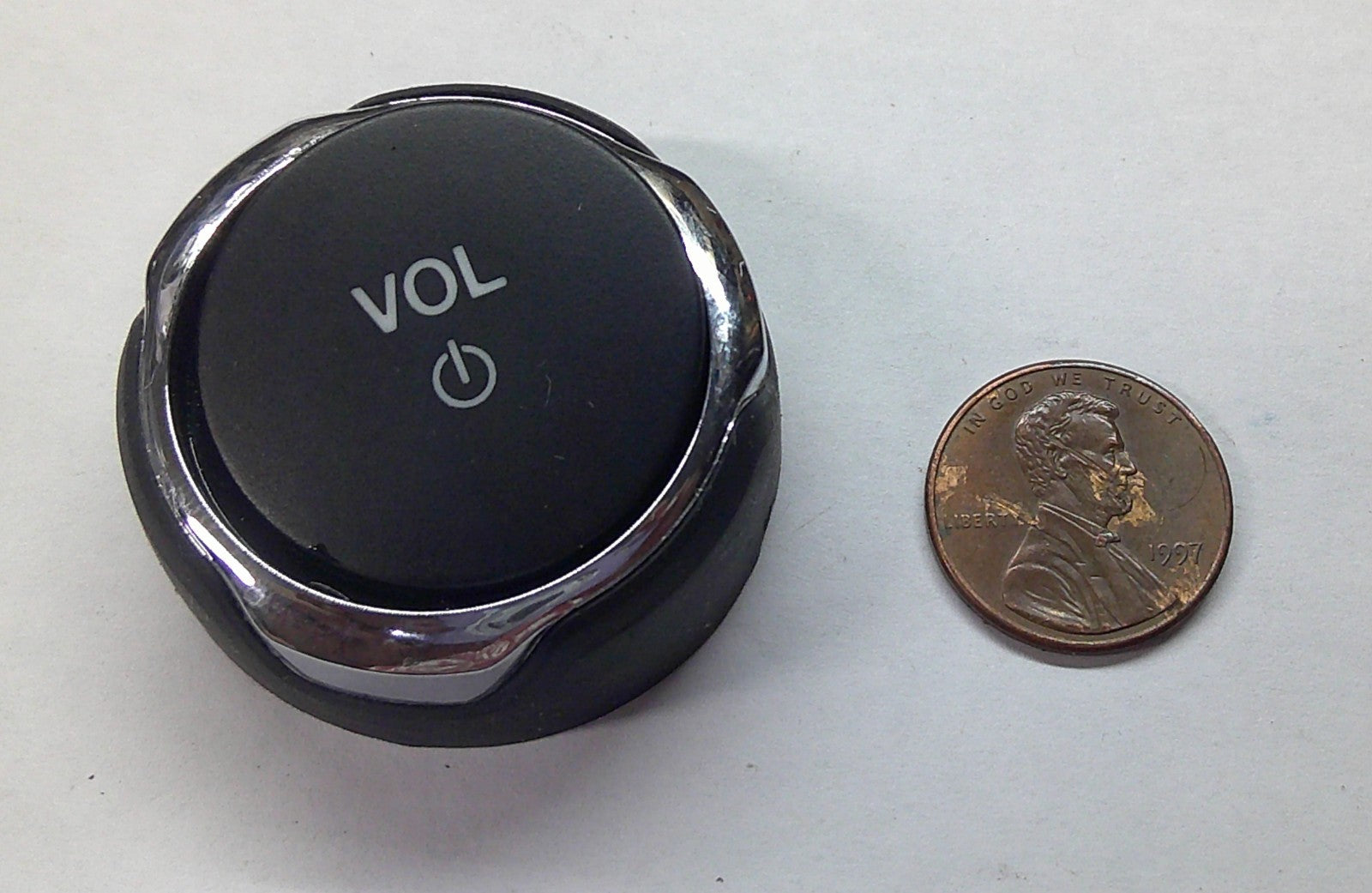 2014 - 2017 FORD FUSION STEREO TUNER RADIO VOLUME KNOB OEM FACTORY - RarePartsFinder.Com