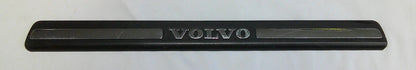 2001 - 2016 VOLVO S60 FRONT PASSENGER DOOR SILL PLATE MOLDING SCUFF B2