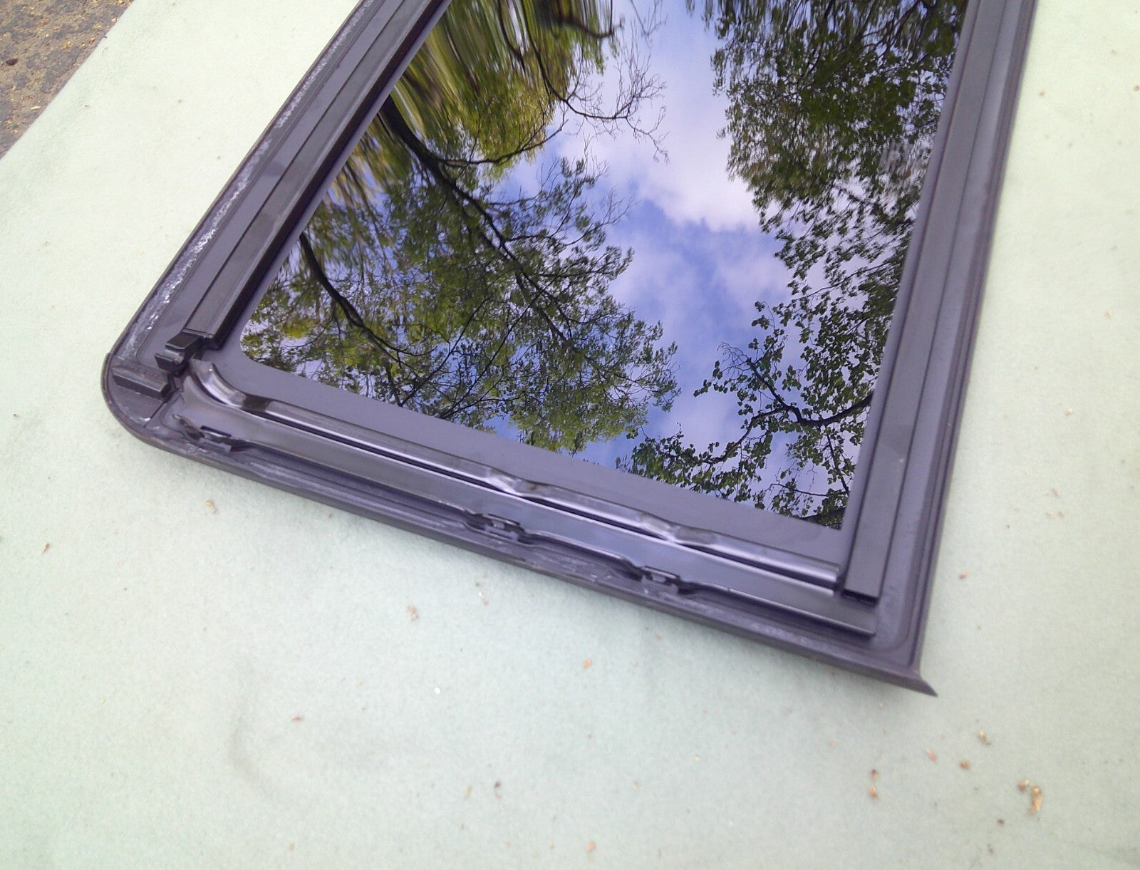 09 - 17 VOLVO XC60 OEM FRONT PANORAMIC SUNROOF GLASS NO ACCIDENT FREE SHIPPING! - RarePartsFinder.Com