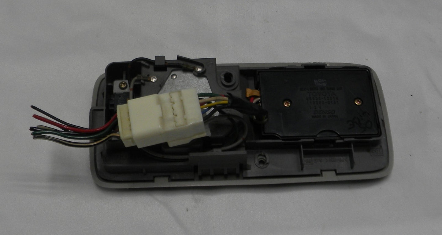 2003 - 2008 Pontiac Vibe Overhead Dome Light Sunroof Switch OEM 85920-12010 B5