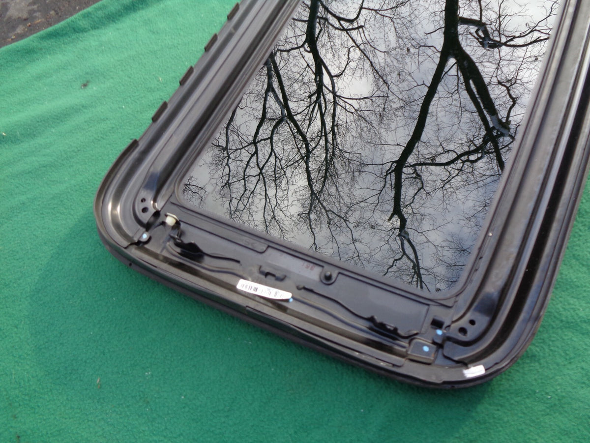 08 09 10 11 12 HONDA ACCORD 2 DOOR COUPE OEM SUNROOF GLASS 70200-TE0-A02; 70200TE0A02; 70200-TE0-A01; 70200TE0A01