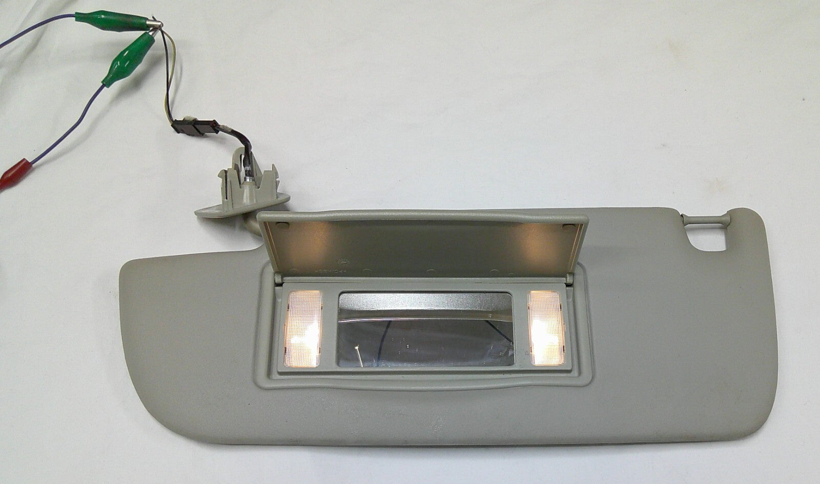 2003 - 2007 SAAB 9-3 OEM GRAY DRIVER SUN VISOR TESTED FREE SHIP B6