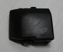 2014 Kia Cadenza Fuse Relay Cover OEM 91956-00164  B5