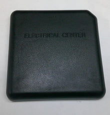 2000 - 2002 TAHOE SUBURBAN FUSE RELAY ENGINE COMPARTMENT COVER LID  B8 - RarePartsFinder.Com