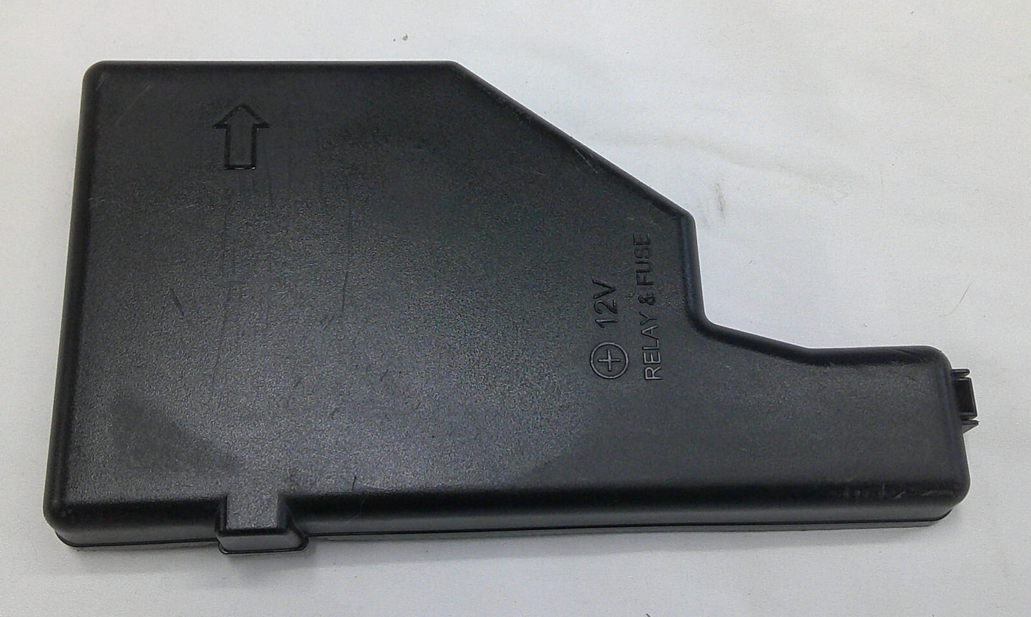 2005 - 2009 Toyota Prius Fuse Box Relay Cover Lid OEM  82662-47051 B9
