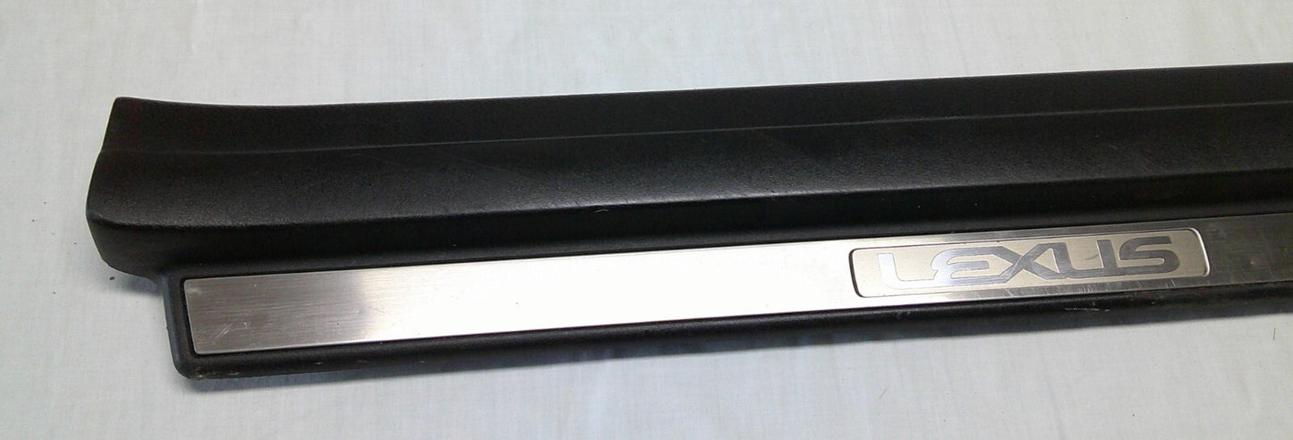 04 - 06 Lexus LS430 OEM Driver Side Front Sill Cover Trim 67914-50070-B1  M3