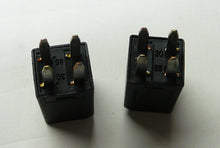 2 Pieces Mopar Chrysler Relay Set 13748475  8475 C3