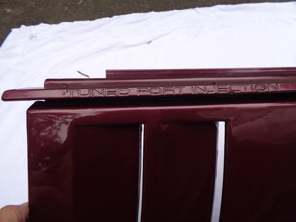 85 - 90 Corvette Maroon Right Passenger Front Fender 14104010 Free Ship A1