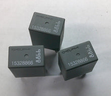 3 PC USA SELLER GM DELPHI RELAY 15328866 OEM FREE SHIPPING 1 YEAR WARRANTY GM5 - RarePartsFinder.Com