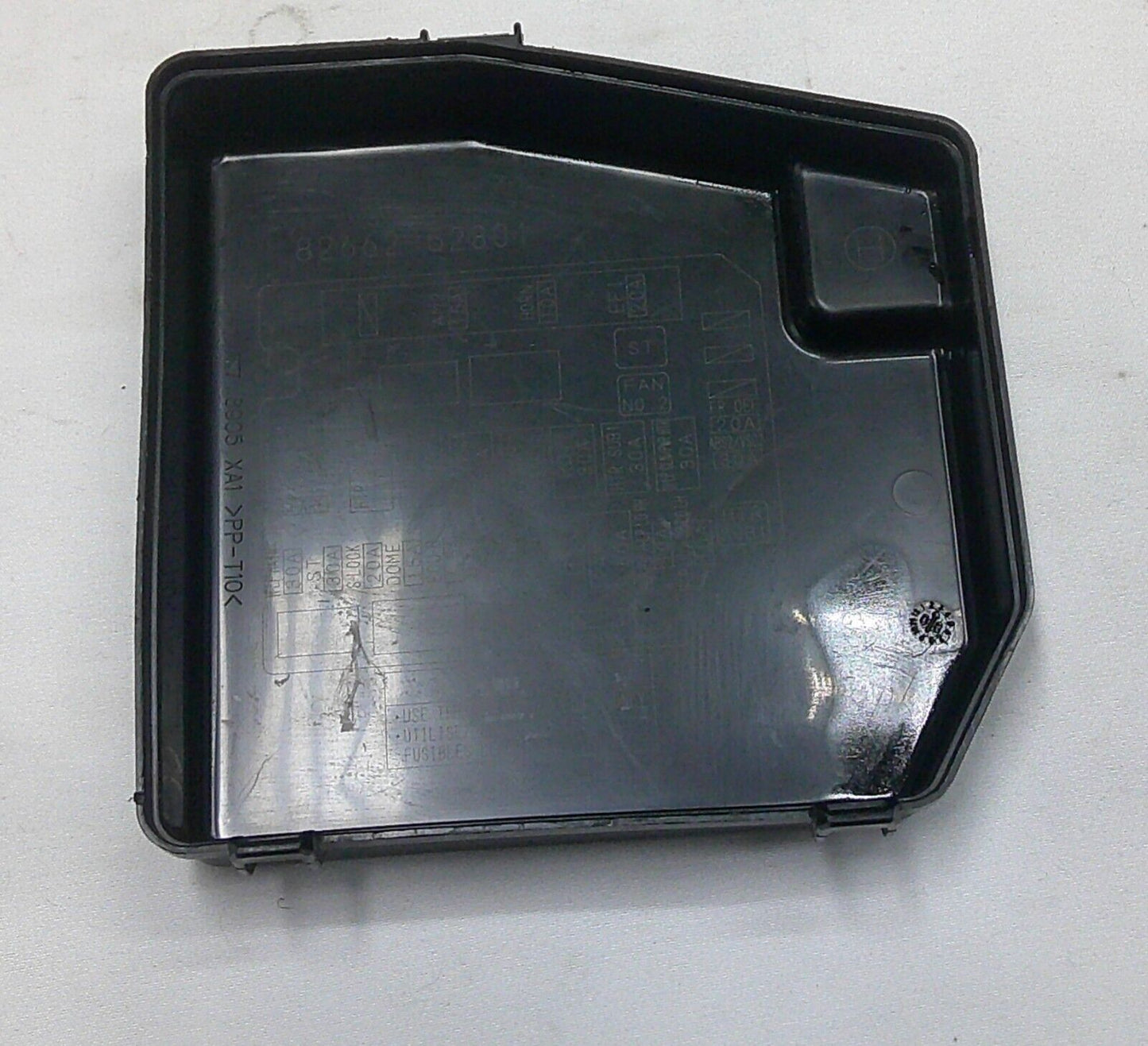 2007 - 2012 Toyota Yaris 2008 - 2014 Scion XD Relay Fuse Cover Lid R2 - RarePartsFinder.Com
