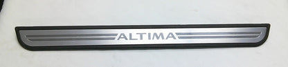 2009 NISSAN ALTIMA OEM PASSENGER FRONT DOOR SILL COVER TRIM FREE SHIPPING B2