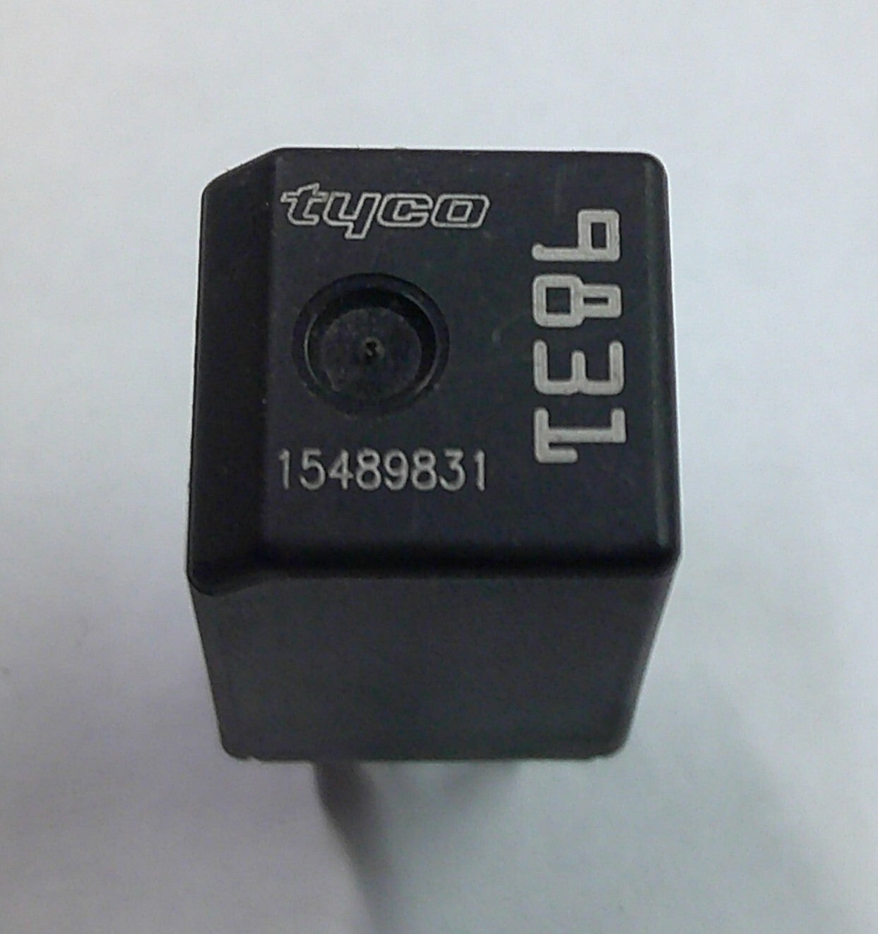 GM TYCO OEM 15489831  RELAY  1 YEAR WARRANTY TESTED FREE SHIPPING GM3 - RarePartsFinder.Com