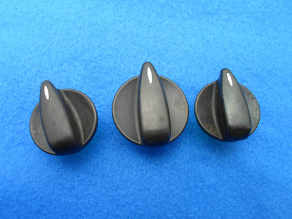 00-07 Ford Focus OEM AC Heater Climate Control Knobs Set of 3 OEM! - RarePartsFinder.Com