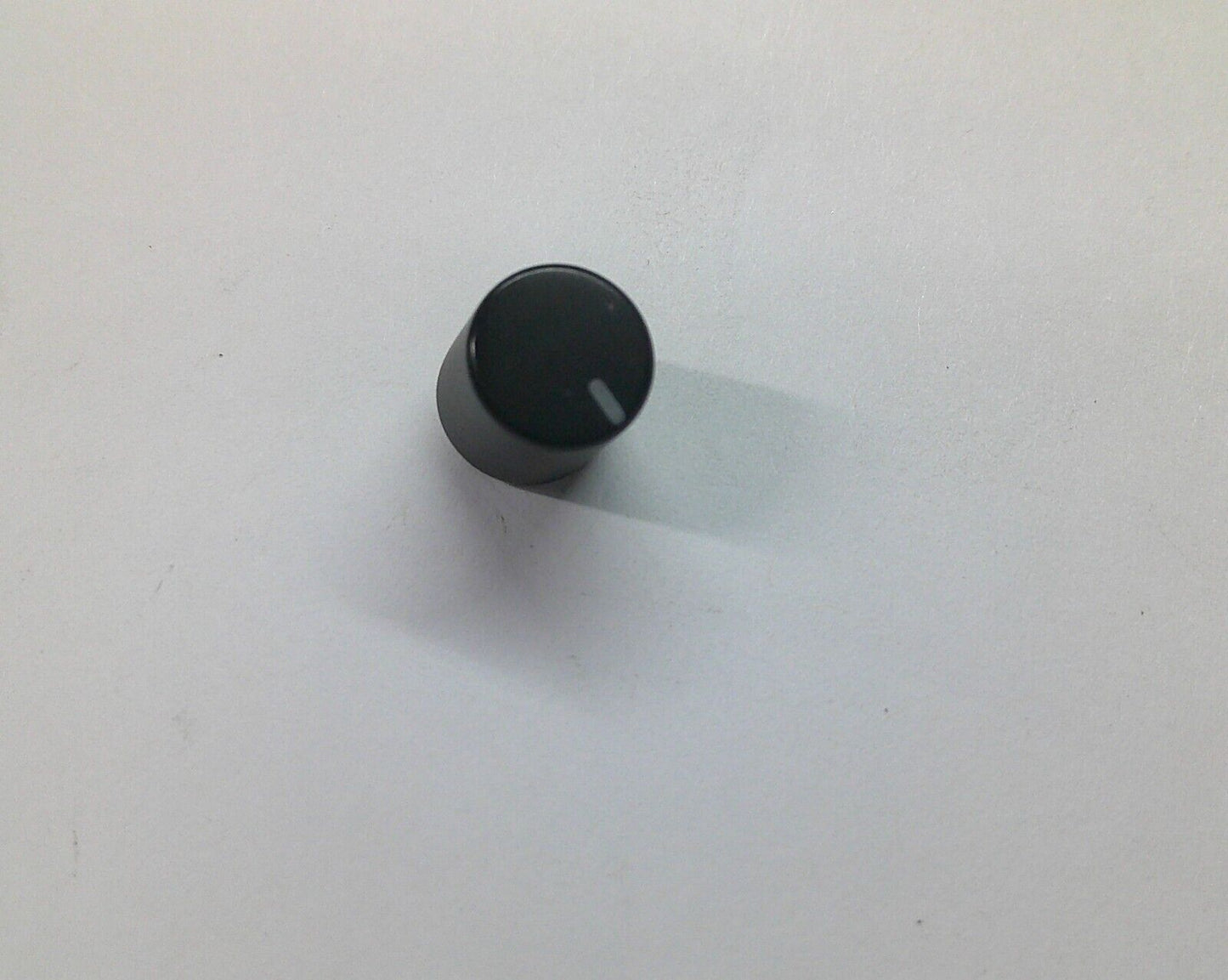 2005 VOLKSWAGON PASSAT RADIO STEREO TUNER EQUALIZER CONTROL KNOB OEM FREE SHIP - RarePartsFinder.Com