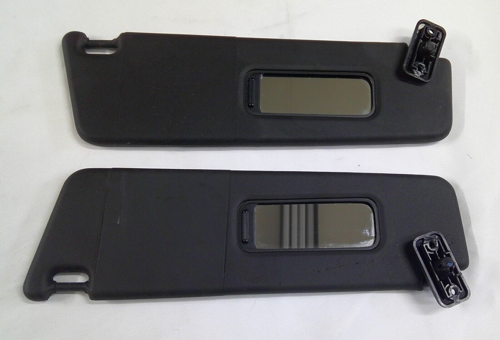 10 15 Camaro Driver Passenger Side Sun Visors Left Right Visor Black Pair B5 - RarePartsFinder.Com