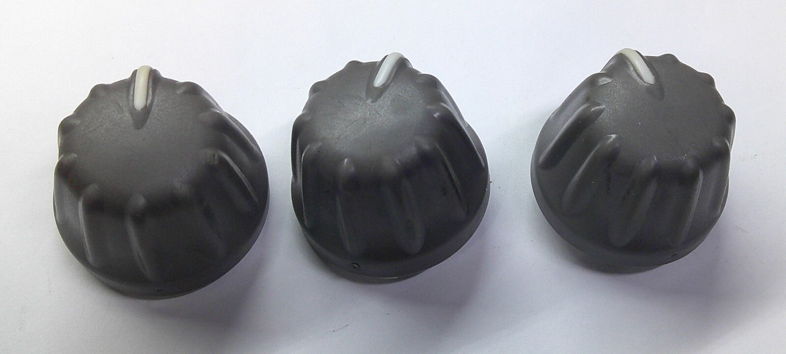 2001 - 2005 AZTEK MONTANA CLIMATE CONTROL HEATER AC KNOB SET OEM FREE SHIPPING! - RarePartsFinder.Com